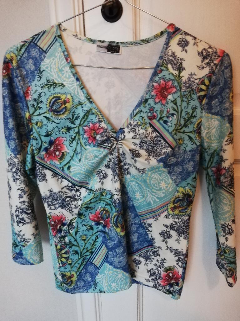 T Shirt maat smal, Kleding | Dames, T-shirts, Overige kleuren, Ophalen of Verzenden, Korte mouw, Maat 36 (S)