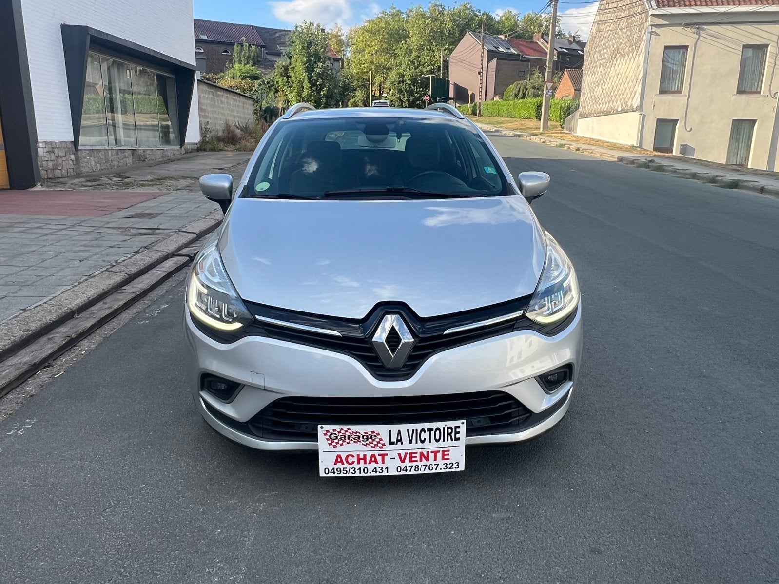 Renault CLio break 1.5 DCI 2017 année 66kw 0032478767323, https://public.car-pass.be/vhr/9a0ce4a5-3184-4d34-9da0-c0938c62df05