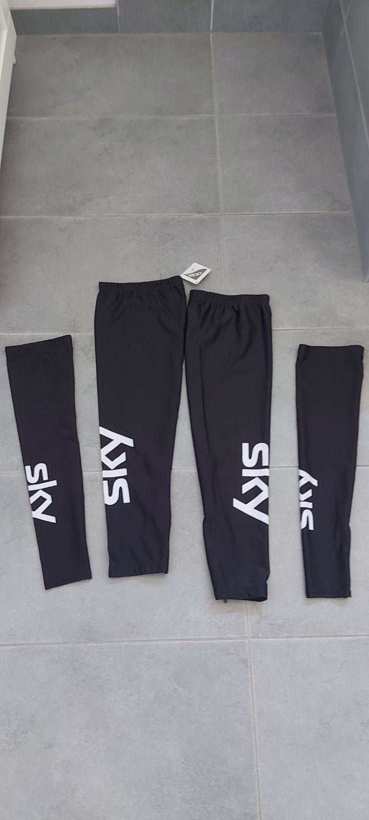 Team Sky armstukken beenstukken, Fietsen en Brommers, Fietsaccessoires | Fietskleding, Ophalen of Verzenden, XL