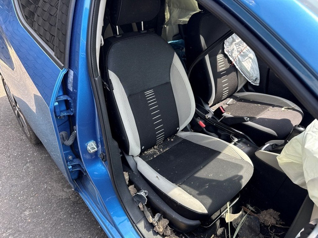 SIEGE AVANT DROIT ( PASSAGER ) Nissan Micra (K14), Germany@nissan-services.eu, Kronenweg 38
50389  Wesseling, DE, Utilisé, Nissan