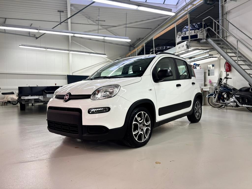 Fiat Panda 1.0 Hybrid City Life – Airco – Parkeersensoren, Voorwielaandrijving, 4 zetels, Stof, Euro 6