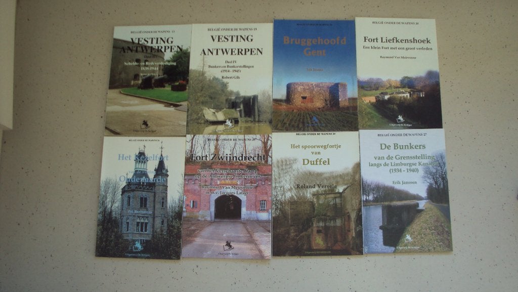 lot boeken forten en bunkers ABBL, Verzamelen, Militaria | Tweede Wereldoorlog, Ophalen of Verzenden