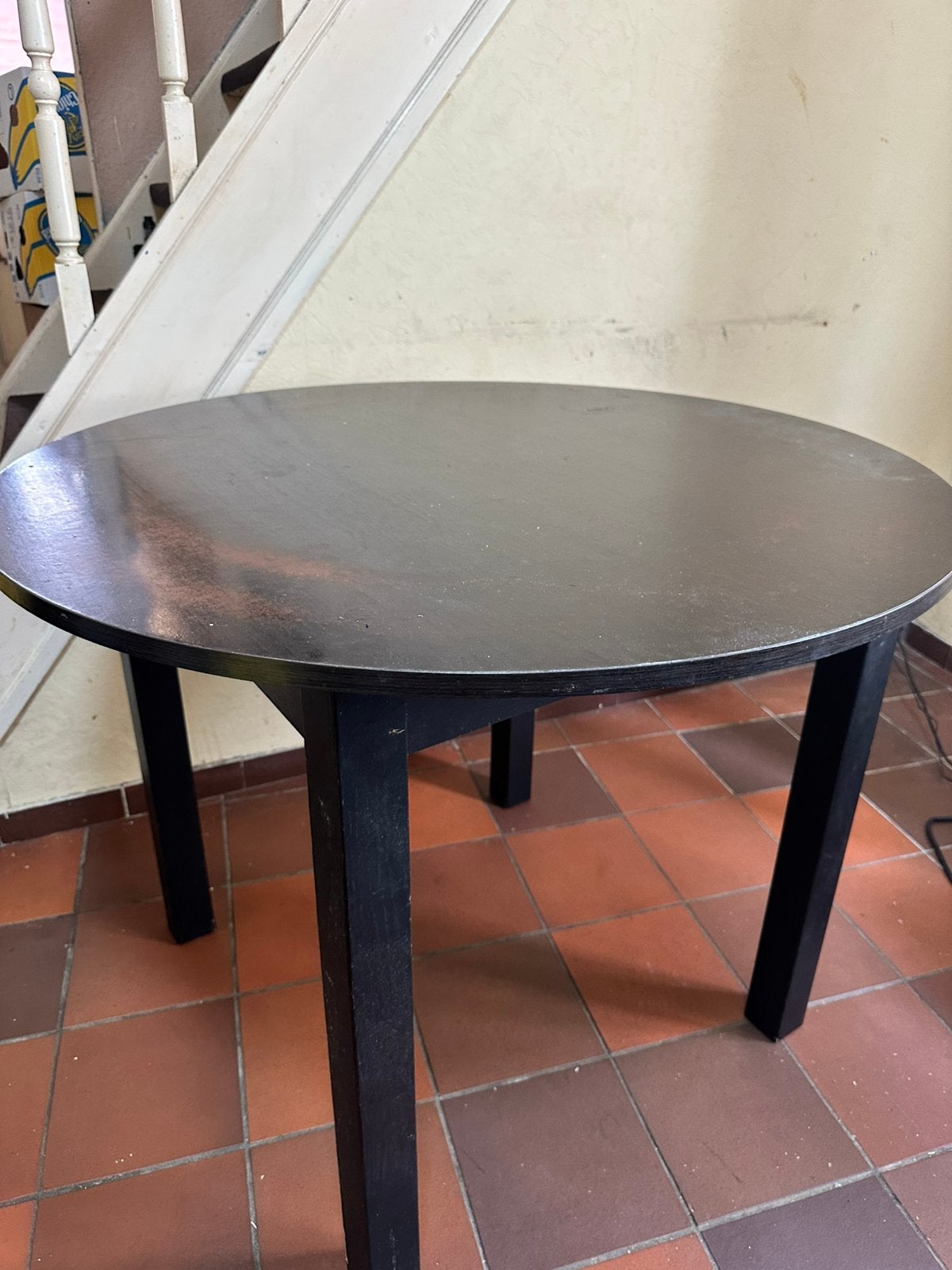 Gratis Rond tafel, Huis en Inrichting, Tafels | Eettafels, Ophalen, Zo goed als nieuw, Rond