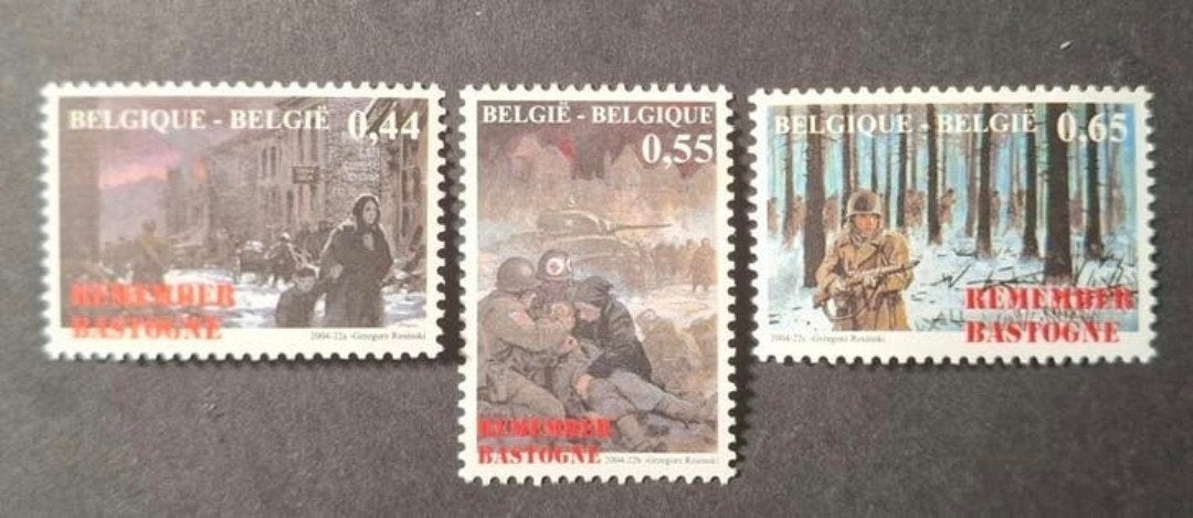 België: OBP 3329/31 ** Remember Bastogne 2004., Postzegels en Munten, Frankeerzegel, Ophalen of Verzenden, Zonder stempel, Postfris