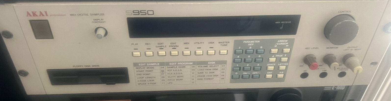 Akai s 950 à vendre, Computers en Software, Netwerk switches, Gebruikt, Ophalen of Verzenden