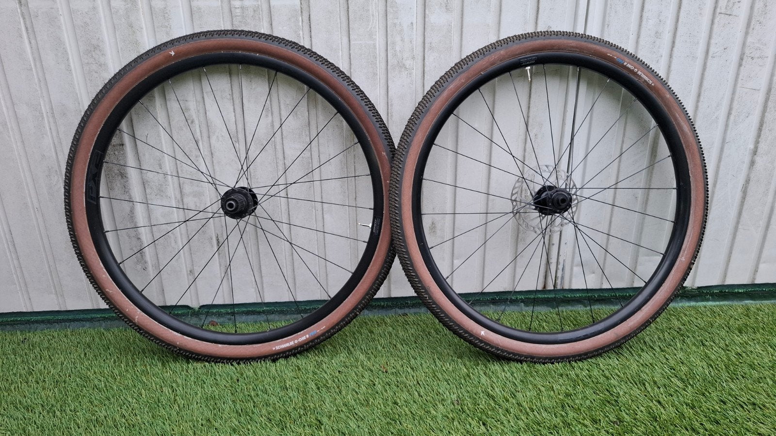 Giant gravel wielset, Fietsen en Brommers, Fietsonderdelen, Ophalen of Verzenden