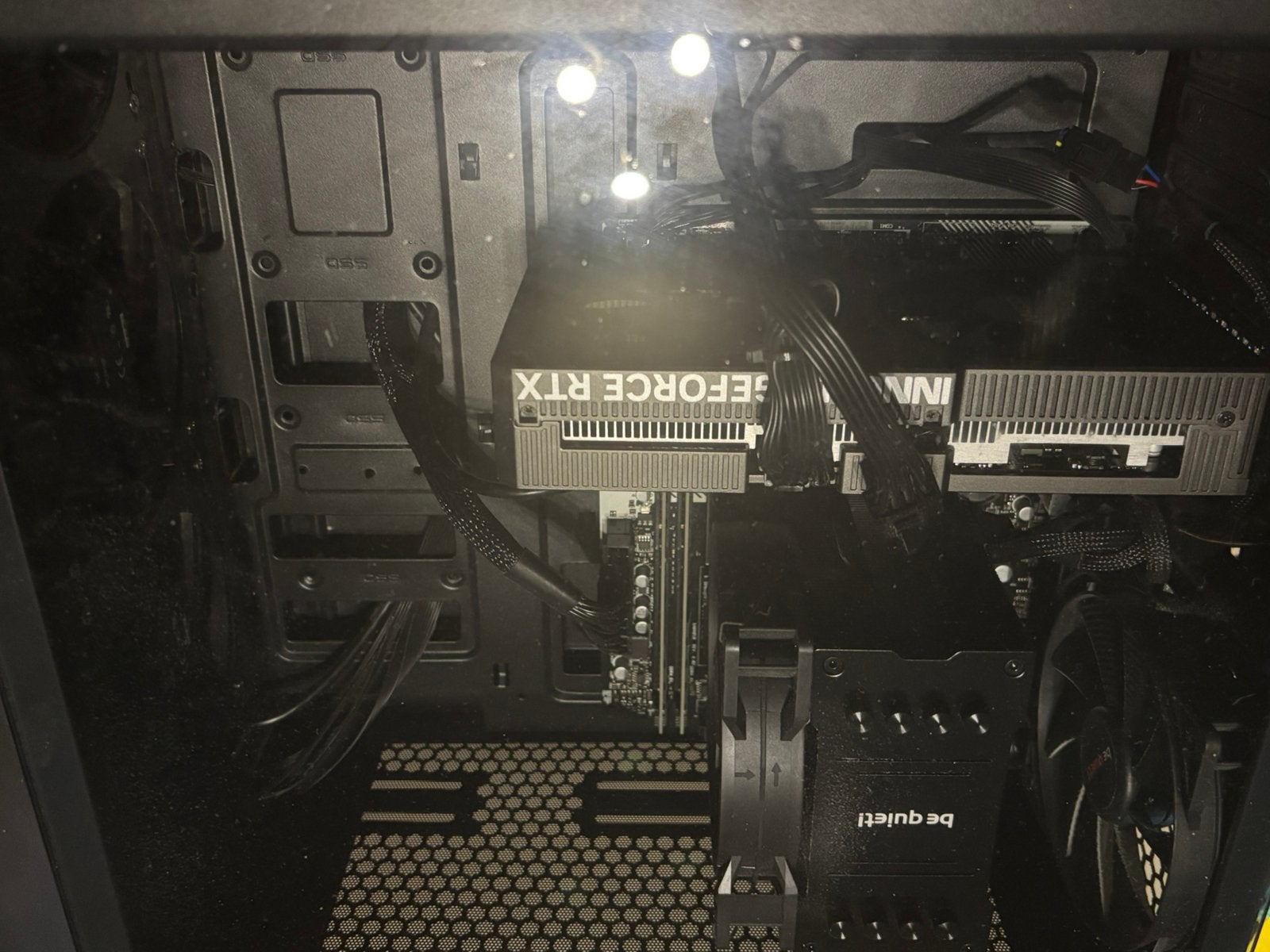 Game pc Ryzen 5600x rtx5060 1TB SSD 16 GB RAM, Ophalen, Zo goed als nieuw, Gaming, SSD