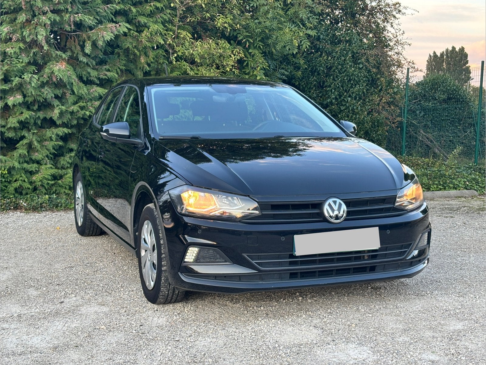 Volkswagen Polo | 2019 | CARPLAY | Faible Kilométrage, Achat, Euro 6, Boîte manuelle, Noir