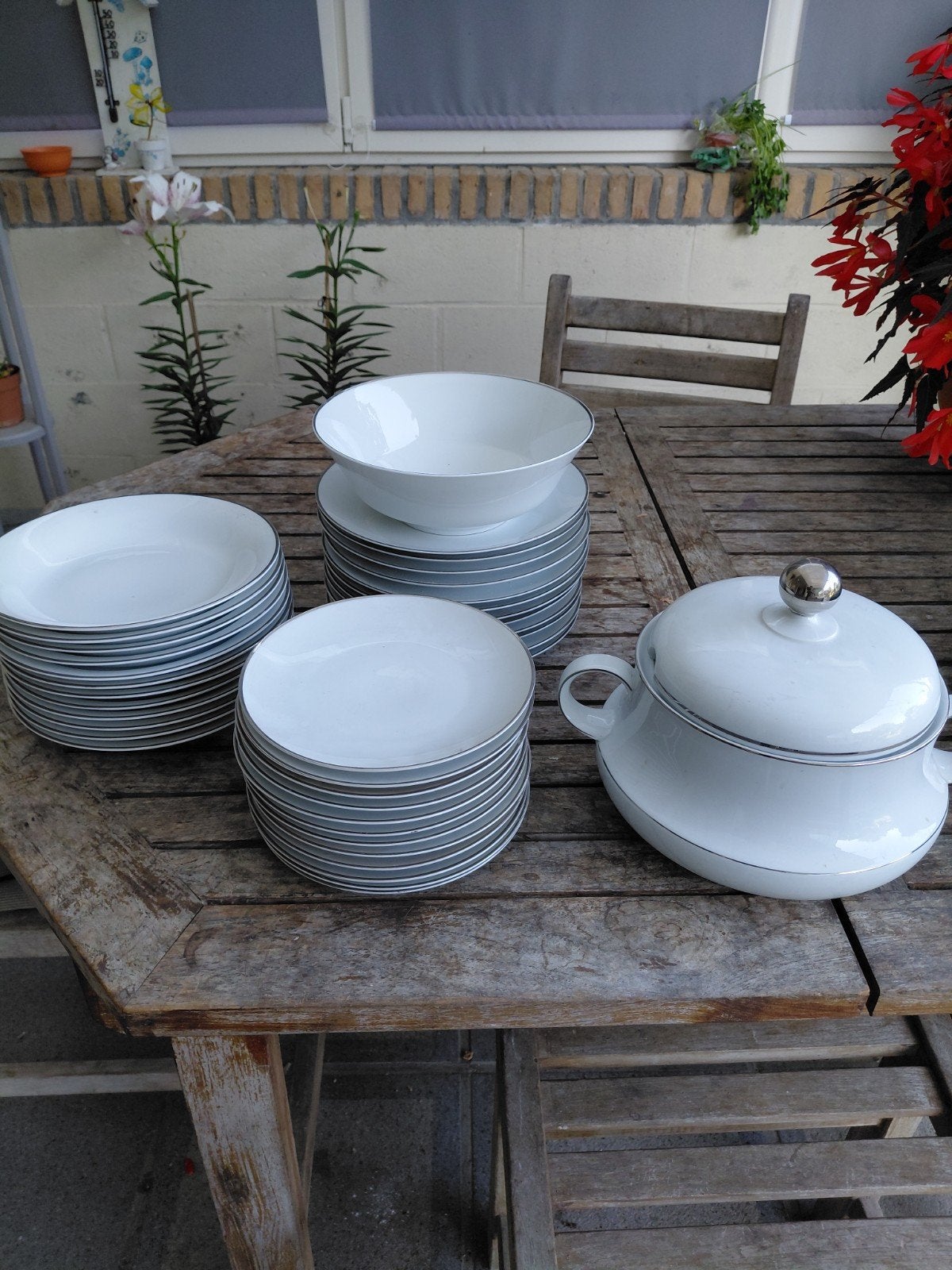 Eetservies, Ophalen