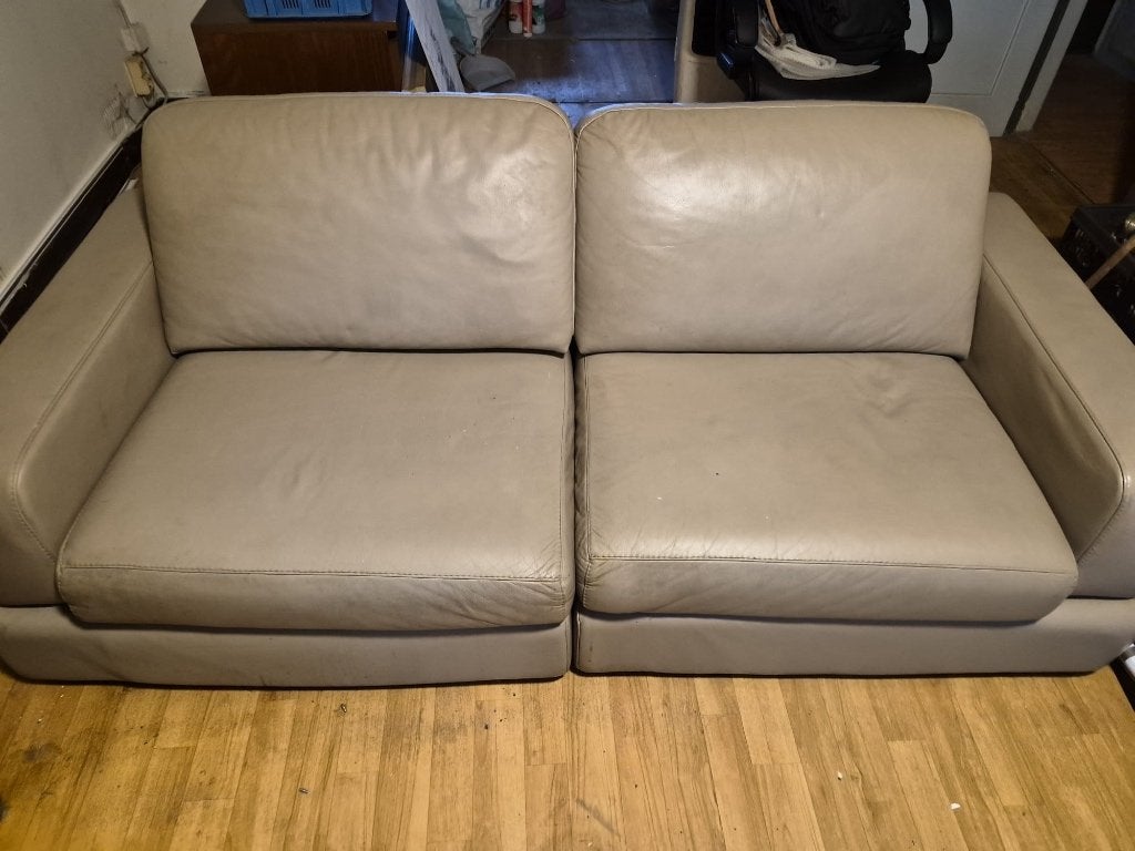 Beige leren 2-zits zetel, Enlèvement, Utilisé, Deux personnes, Cuir