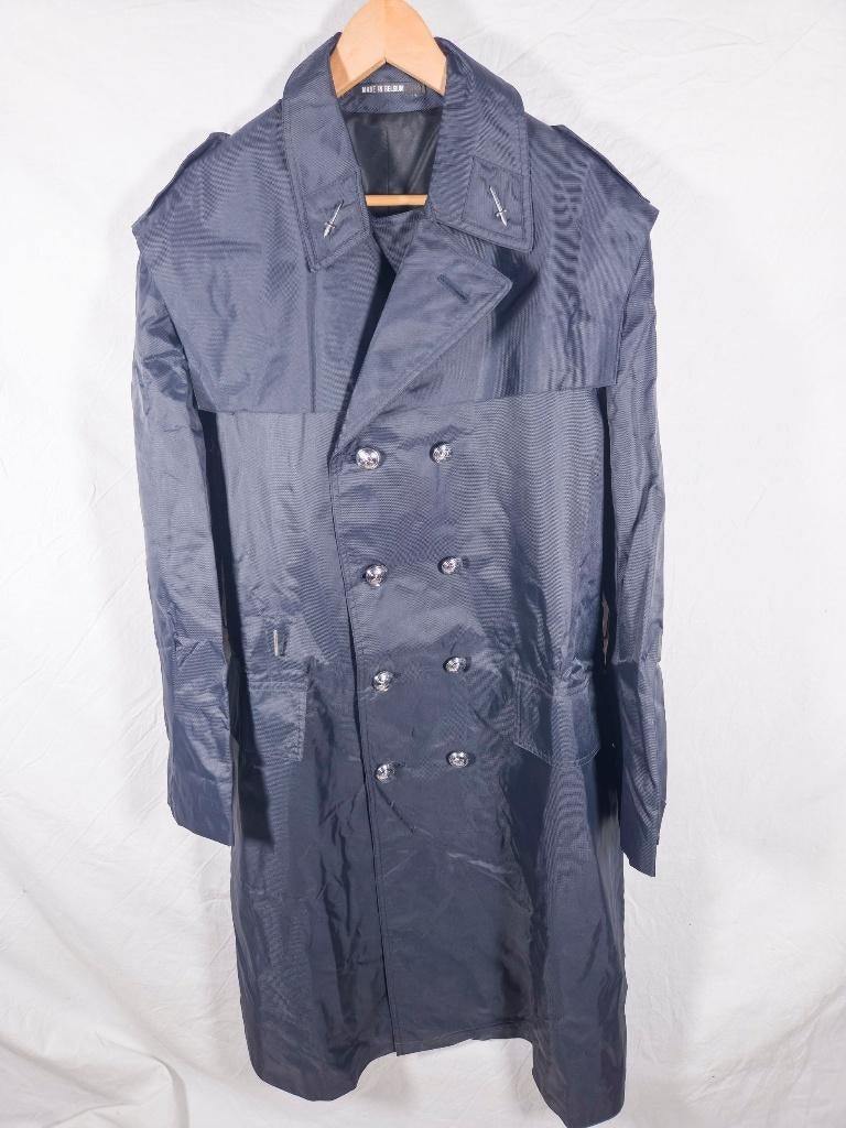 Regenjas Gemeentepolitie (1985) – De Coster Brussels, Verzamelen, Militaria | Algemeen, Ophalen, Overige soorten, Kleding of Schoenen