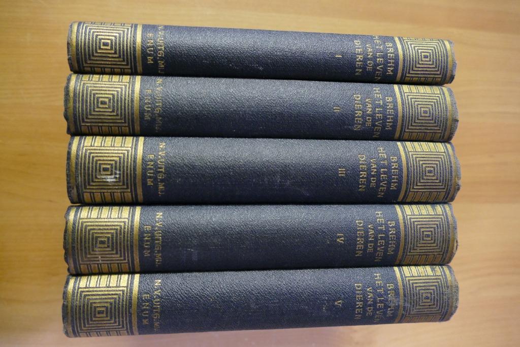 BREHM 'HET LEVEN VAN DE DIEREN', Boeken, Ophalen of Verzenden, Gelezen, Dieren