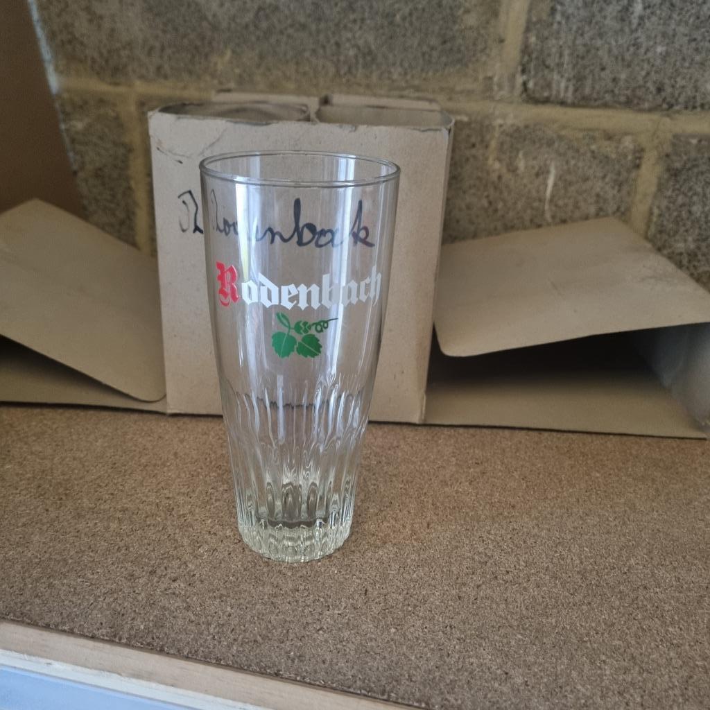 Verre Rodenbach (modèle 12), Ophalen of Verzenden, Gebruikt, Glas of Glazen, Overige merken