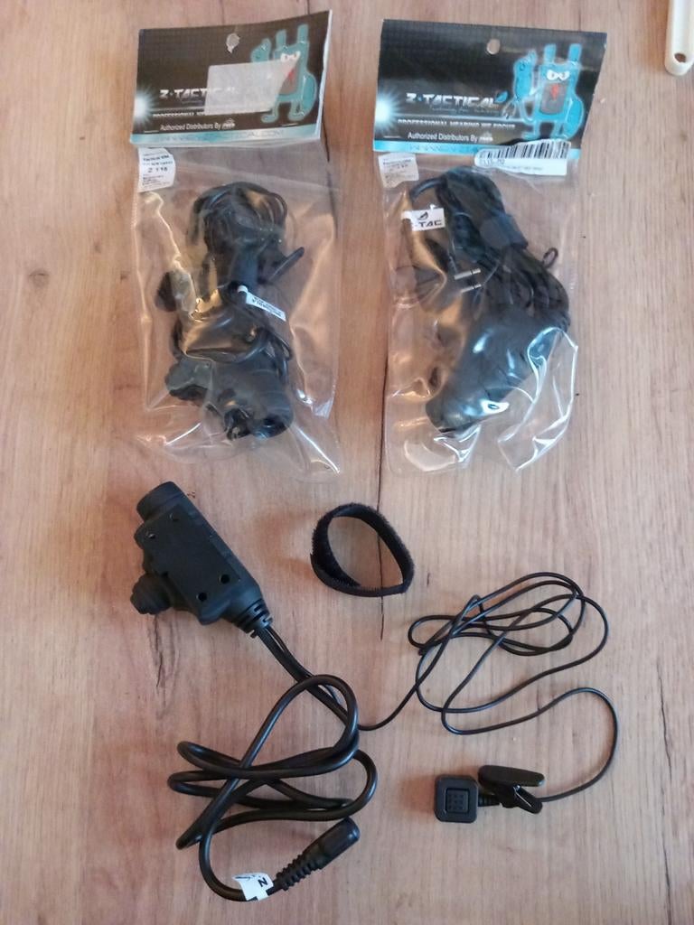 Lot de 3 Adaptateurs Z-Tactical PTT U94 II (Motorola 2 way), Enlèvement, Neuf