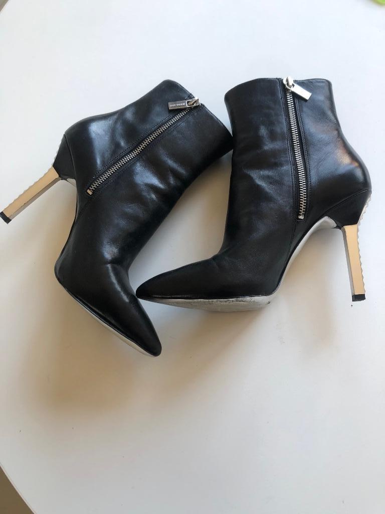 Zwarte enkellaarsjes maat 38 merk Michael Kors, Michael Kors, Zwart, Ophalen of Verzenden, Zo goed als nieuw