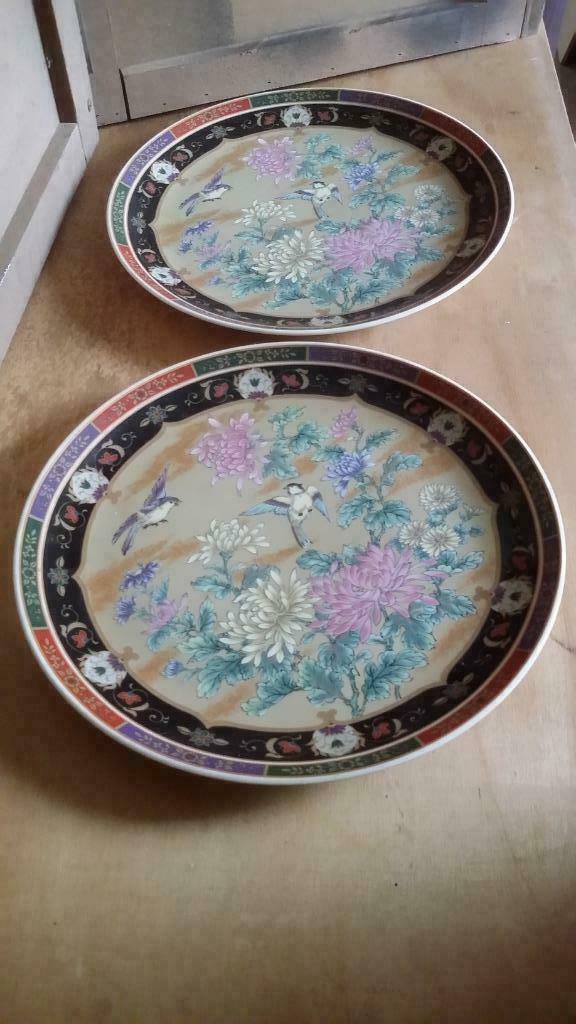 Oosterse borden oud met vogels 2 stuks dia 26 cm, Antiek en Kunst, Ophalen of Verzenden