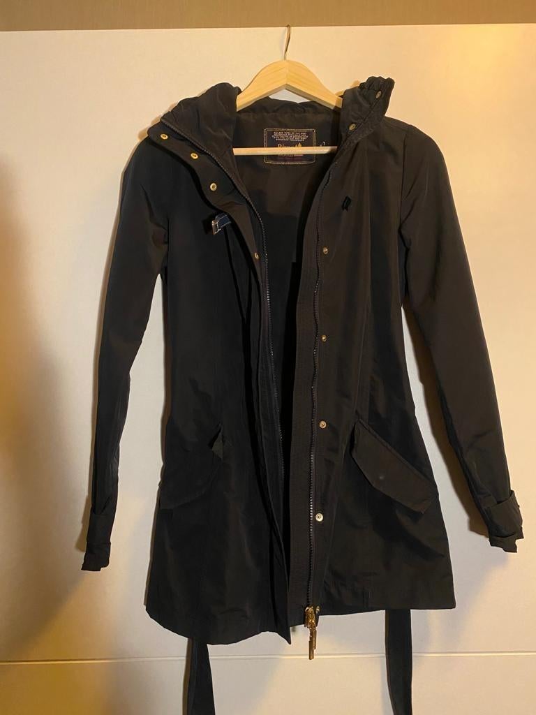 Regenjas, Ophalen, Zo goed als nieuw