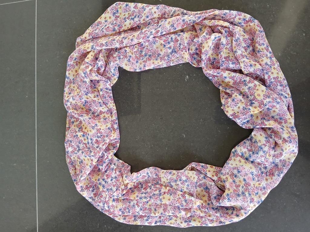 Nouveau foulard pour femme !, Geen merk, Enlèvement ou Envoi, Neuf, Écharpe