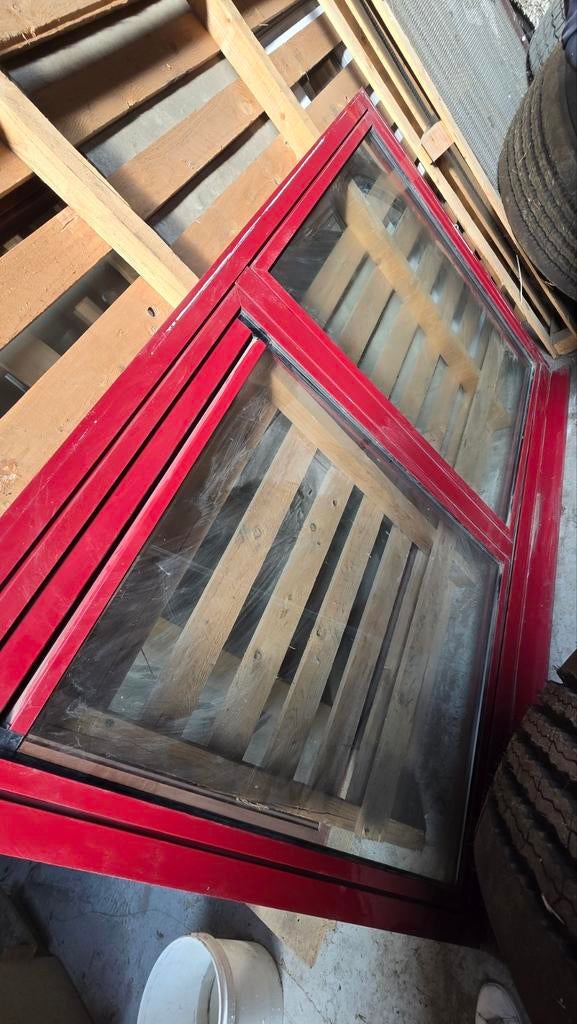 Fenêtre en aluminium rouge, Bricolage & Construction, Enlèvement ou Envoi, Utilisé
