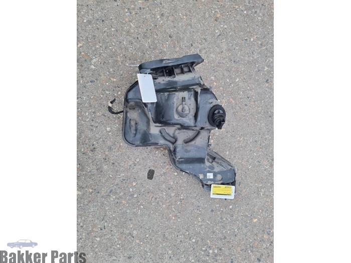 Réservoir Adblue d'un Volkswagen Sharan, Autos : Pièces & Accessoires, Systèmes à carburant, -, Volkswagen, -, 3 mois de garantie