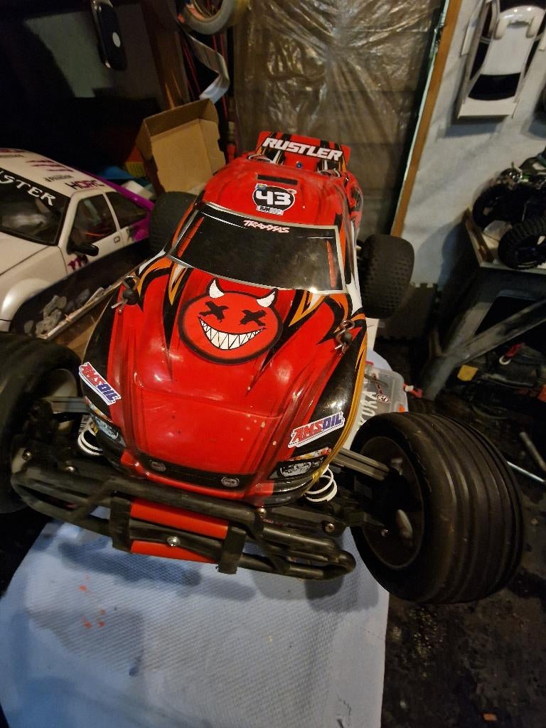 Traxxas rustler borstelloos, Auto offroad, Zo goed als nieuw, Schaal 1:10, Ophalen