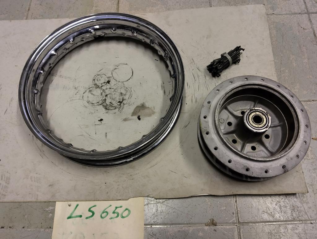 suzuki savage 650 ls 650 achterwiel velg om te herspaken, Motoren, Ophalen of Verzenden, Gebruikt