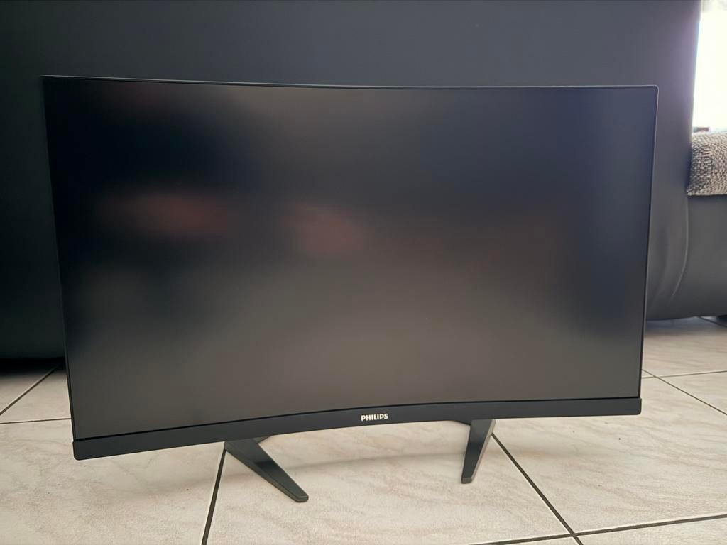 Philips EVNIA 27“ 240hz incurvé FHD, Informatique & Logiciels, Moniteurs, Gaming, HD, Moins de 1 ms, VA