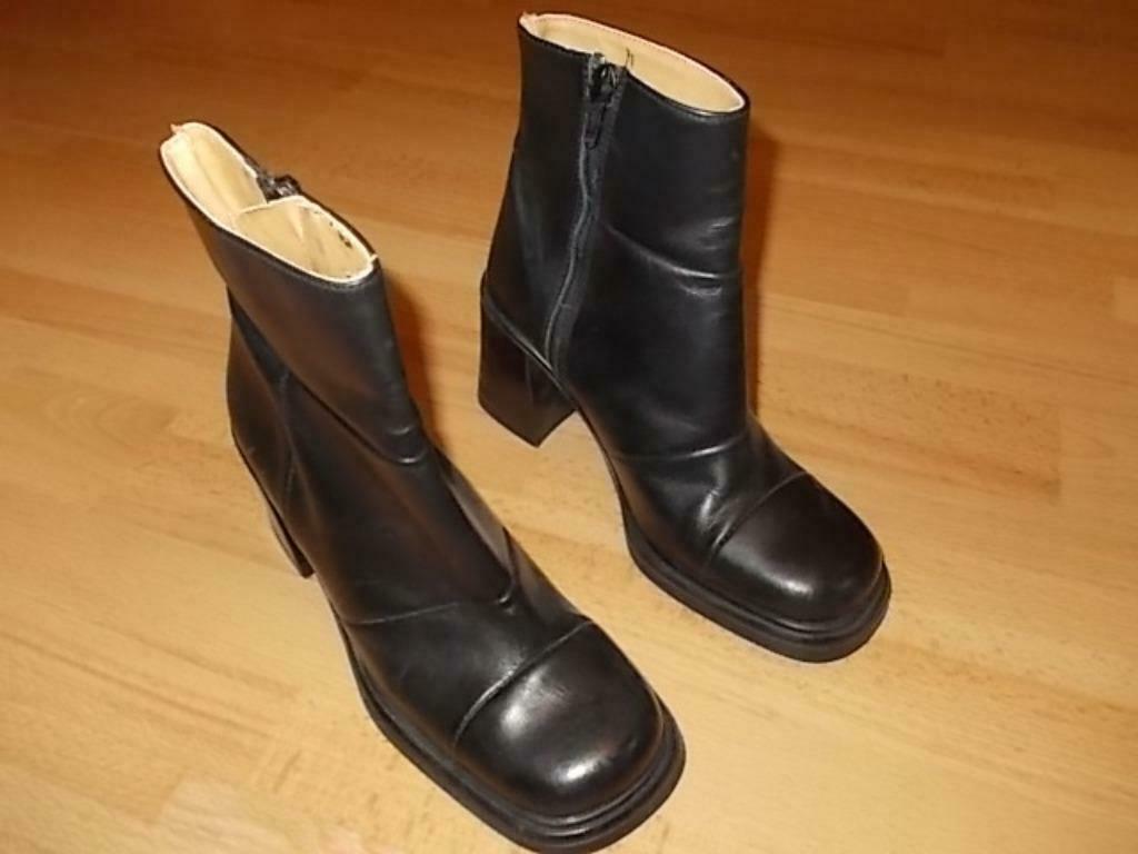Dames laarsjes met dikke hiel, Enlèvement, Neuf, Noir