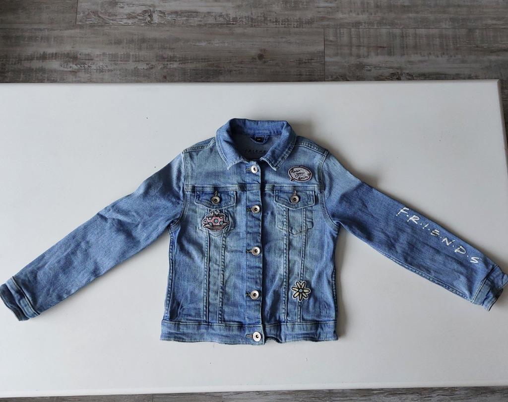Veste courte en jean taille 128 de Friends the television se, Enlèvement, Utilisé, Friends the television se, Fille