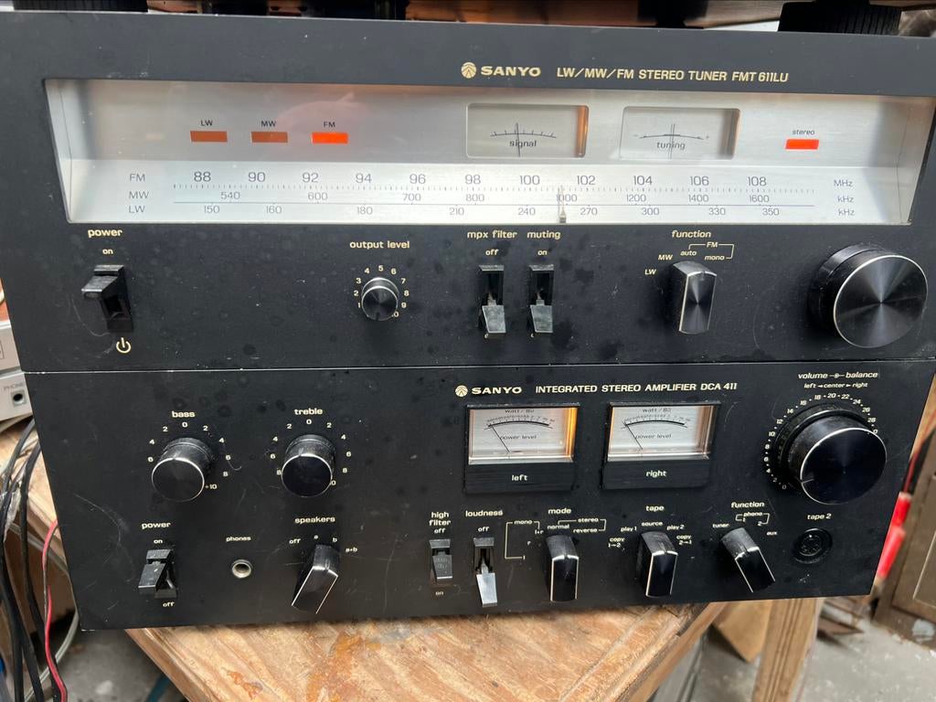 Sanyo radio versterker black face, Ophalen, Radio