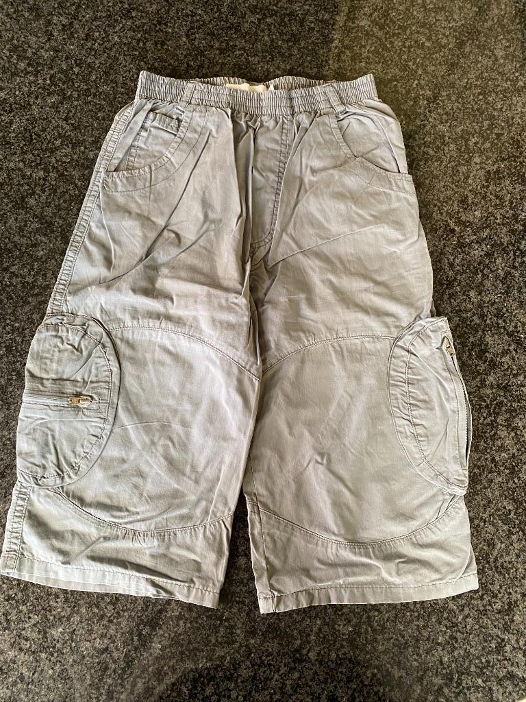 Grijze short Filou & Friends maat 128, 8 jaar, Kinderen en Baby's, Broek, Filou & Friends, Ophalen of Verzenden, Zo goed als nieuw