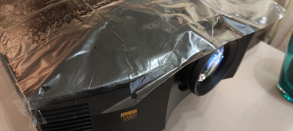 Sony VPL-HW10, LCOS, Comme neuf, Enlèvement, Sony