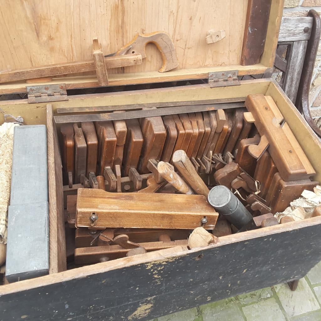 Houtbewerkingskoffer, Ophalen, Gebruikt