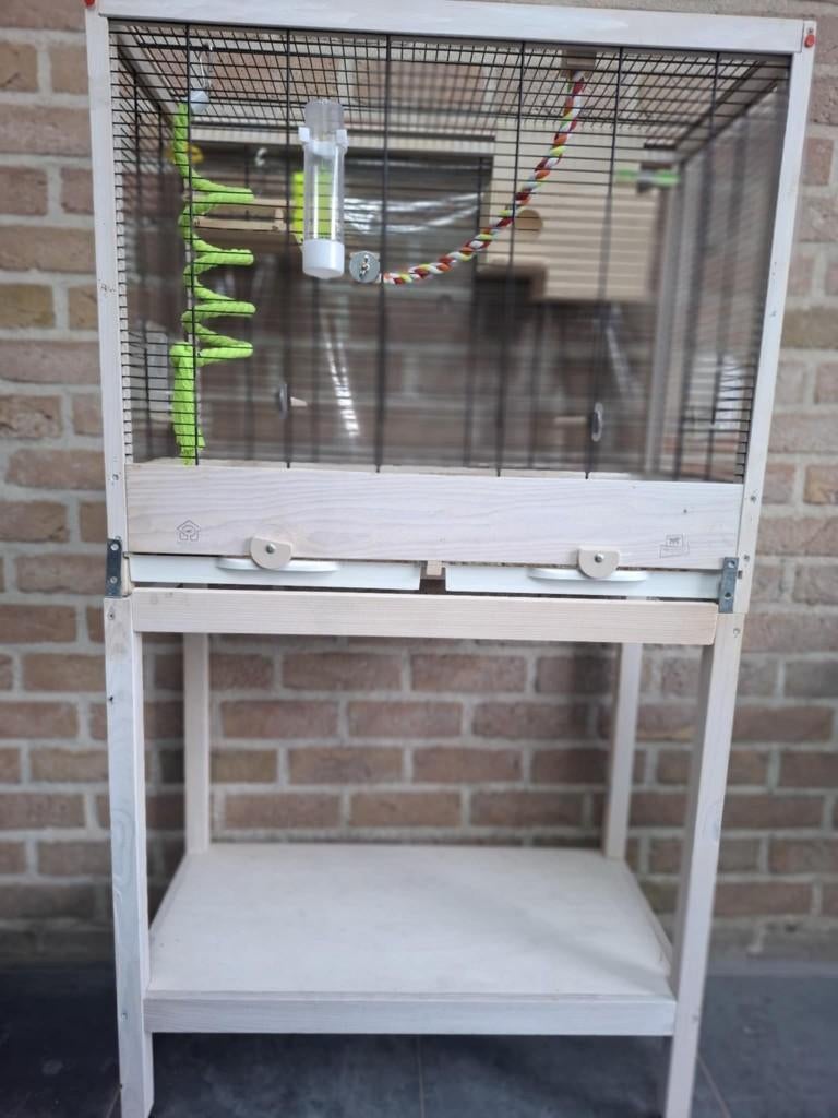 Cage à oiseaux avec attributs, Animaux & Accessoires, Oiseaux | Cages & Volières, Enlèvement, Utilisé, Bois, Cage à oiseaux