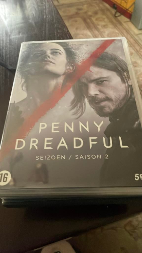 Dvd box penny dreadful s2, Cd's en Dvd's, Ophalen of Verzenden, Zo goed als nieuw