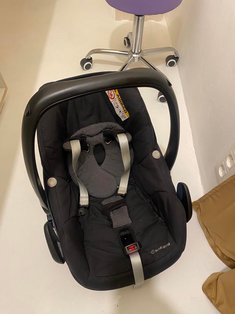Maxi Cosi  0–8 mois, Ceinture de sécurité, Enlèvement, Utilisé, Maxi-Cosi