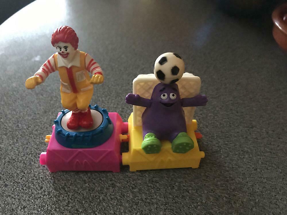 6 Happy Meal figuurtjes, Verzamelen, Ophalen of Verzenden, Overige figuren, Nieuw, Beeldje of Figuurtje