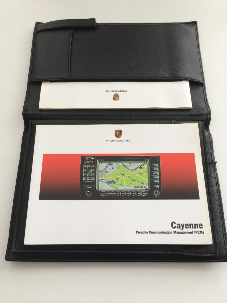 Porsche Cayenne lederen hoes met service boekje, Enlèvement ou Envoi