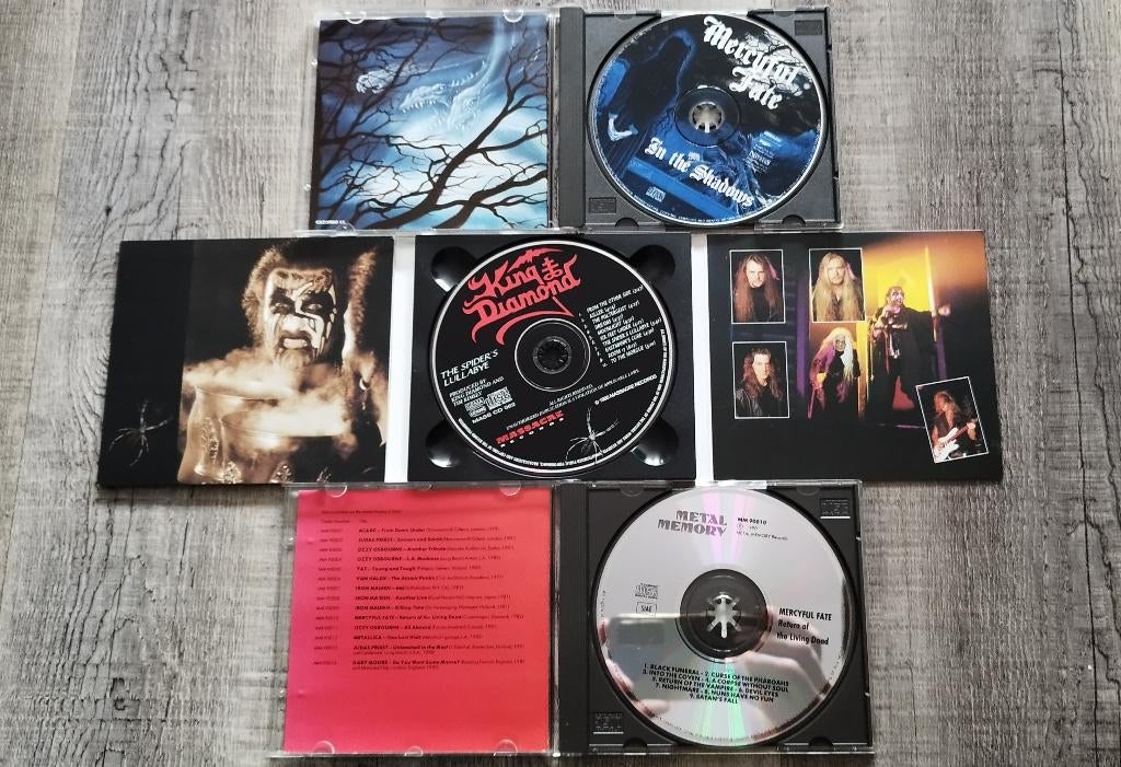 CD King Diamond/Mercyful Fate, CD & DVD, CD | Hardrock & Metal, Enlèvement ou Envoi, Comme neuf