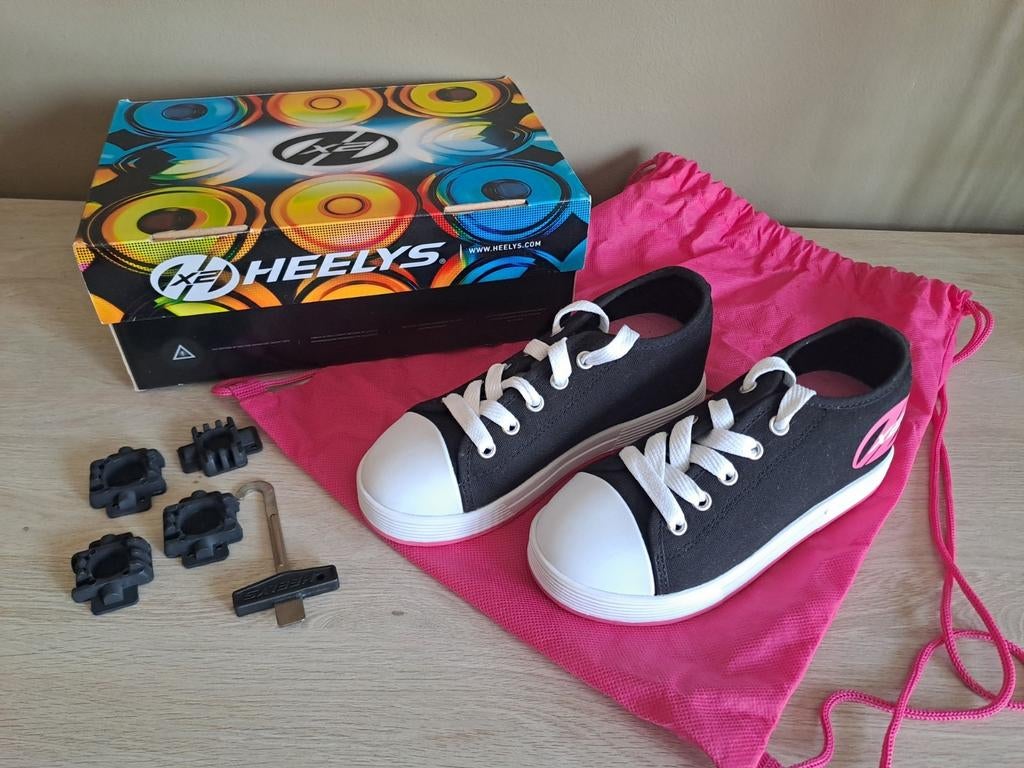 Heelys Black Pink 32 nieuw, Ophalen, Zo goed als nieuw