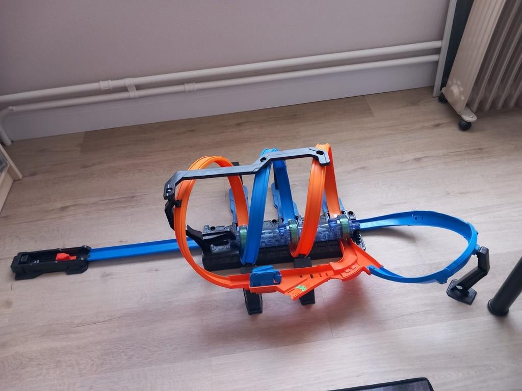 Hot Wheels looping infirnal, Enfants & Bébés, Jouets | Circuits, Autre propulsion, Comme neuf, Enlèvement, Circuit