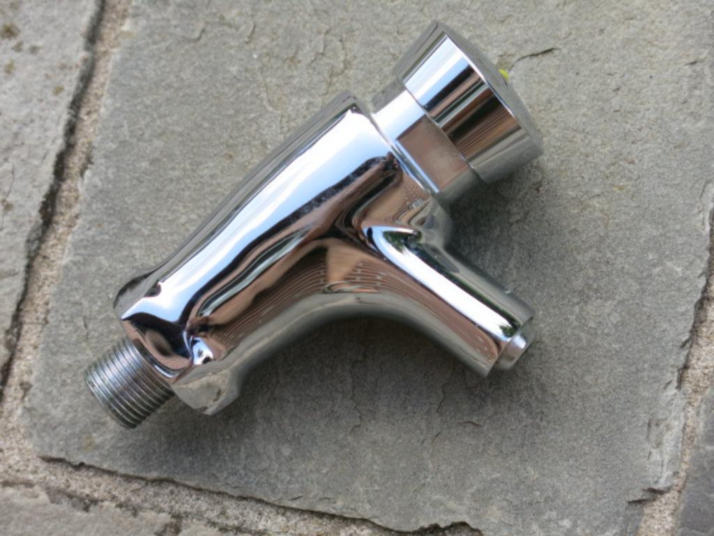 Nieuwe chroom zeepdispenser, Enlèvement ou Envoi, Neuf, Chrome, Autres types