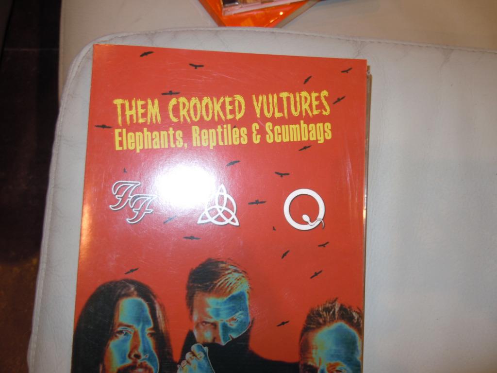 DVD Them crooked vultures, Ophalen of Verzenden