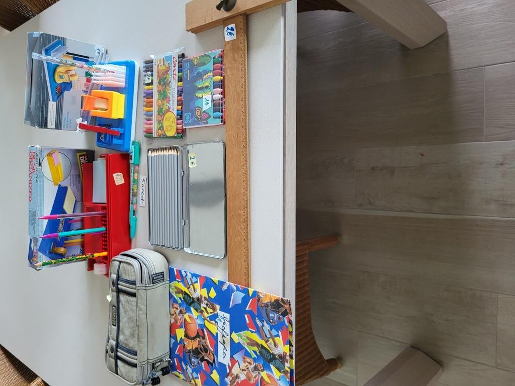 Allerlei voor school vanaf1€ 0rde op bureau afhale Lochristi, Ophalen, Zo goed als nieuw