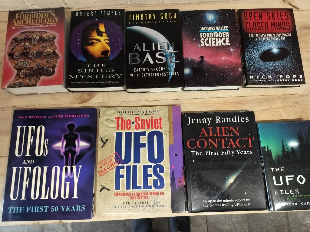 Boeken & magazines over UFO's Engelstalig en Franstalig, Boeken, Ophalen of Verzenden, Zo goed als nieuw, Overige wetenschappen
