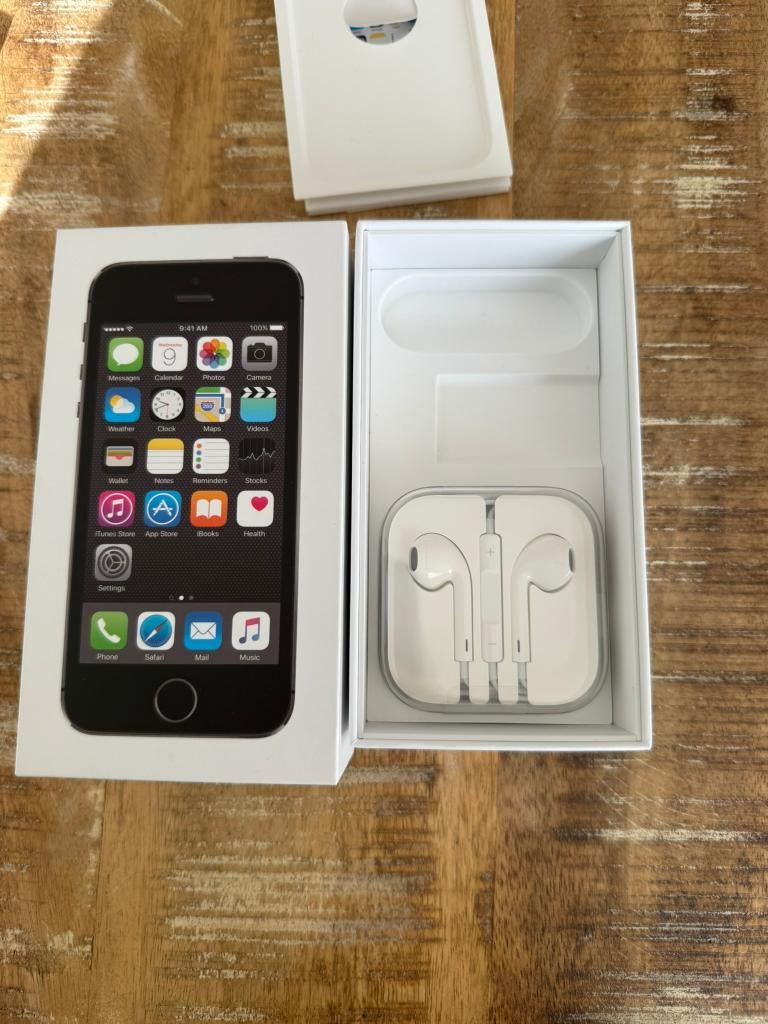 Boîte pour iPhone 5S avec écouteurs en parfait état, Télécoms, Neuf, Geen idee, Geen idee, IPhone 5S