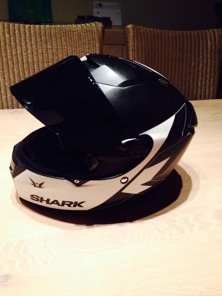 SHARK helm in goede staat!, Motoren, Ophalen, Shark, Integraalhelm, L