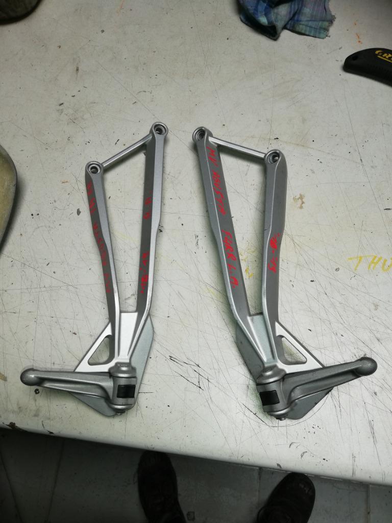 mv agusta f4 1000 set duo voetsteunen + beugels, Motoren, Ophalen of Verzenden, Gebruikt