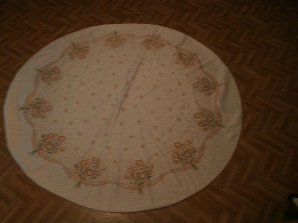 Nappe ronde à fleurs brunes, Enlèvement ou Envoi, Utilisé, Autour de, Intérieur