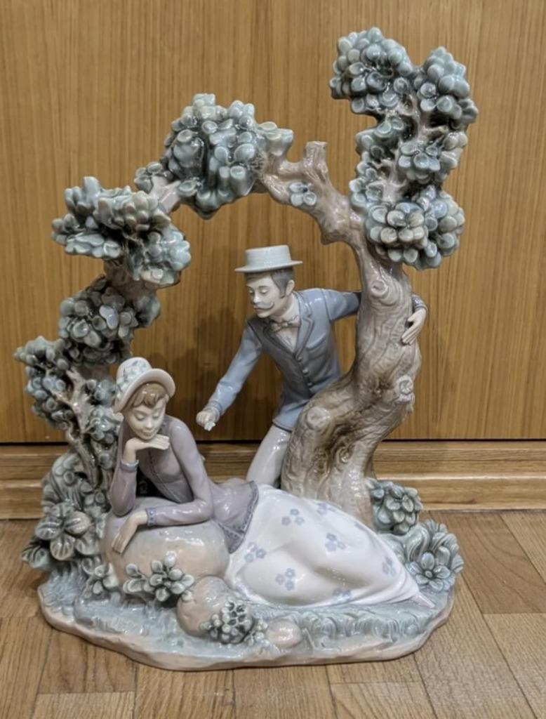 Figurine en porcelaine Lladró n 5014, Enlèvement